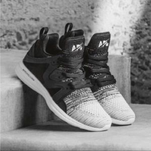 APL Women’s Ascend Sneaker